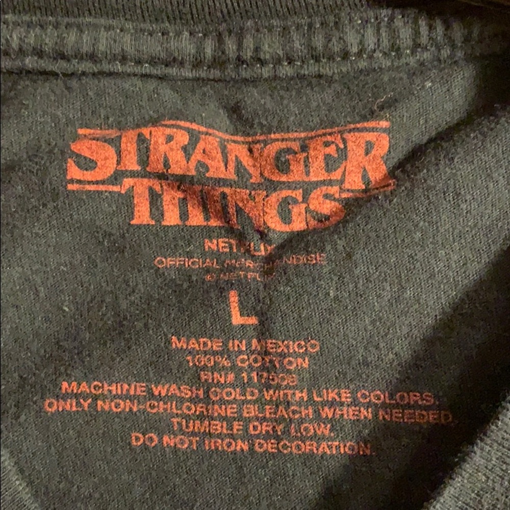 Stranger things t-shirt - Picture 4 of 4
